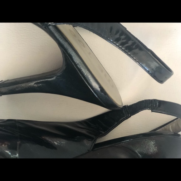 Me Too patent leather navy sling backs sz 7m - Picture 4 of 8